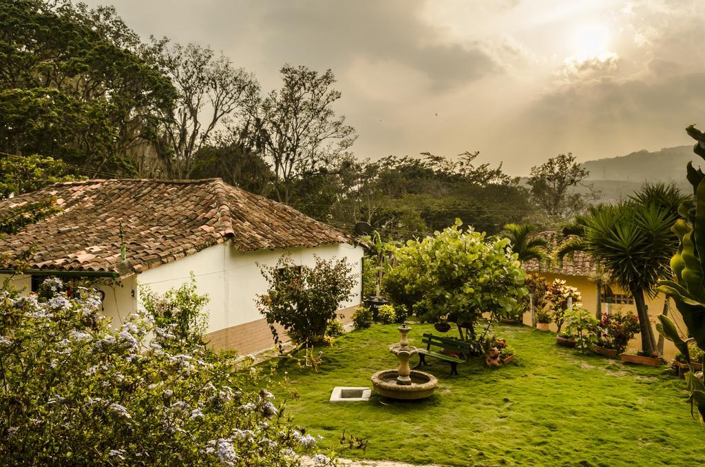 Finca Sol Y Luna San Gil Zewnętrze zdjęcie